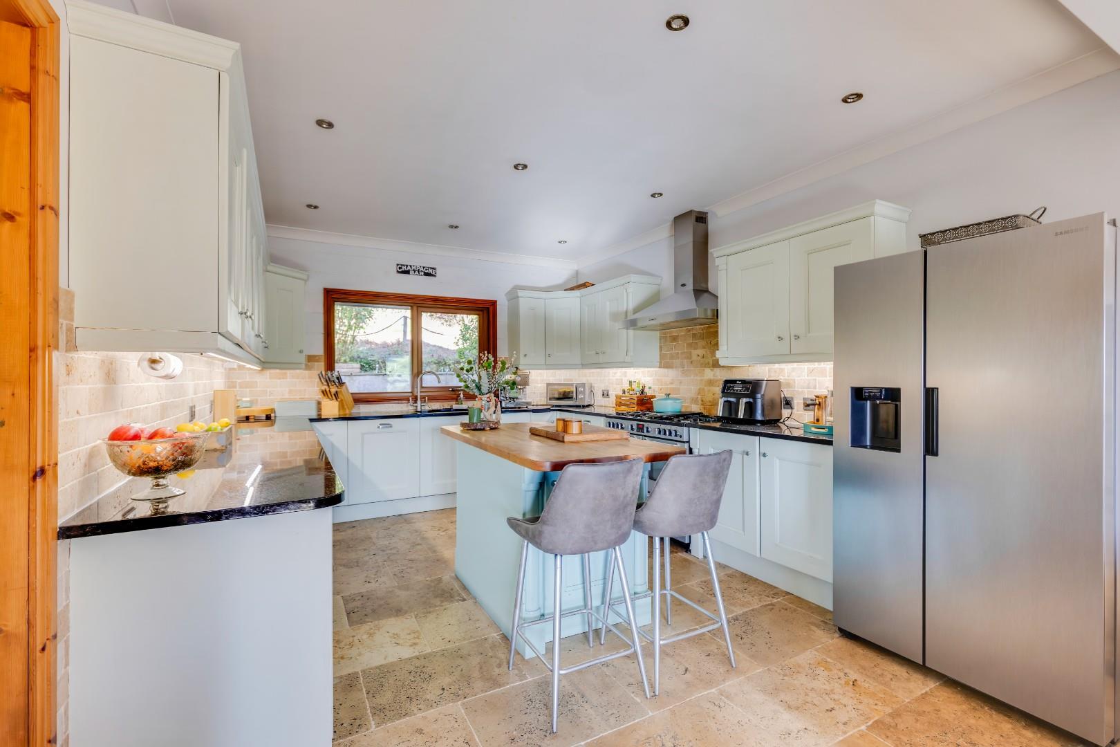 11 Oakmead Road, Llanharan, Pontyclun, Rhondda Cynon Taff, CF72 9FB